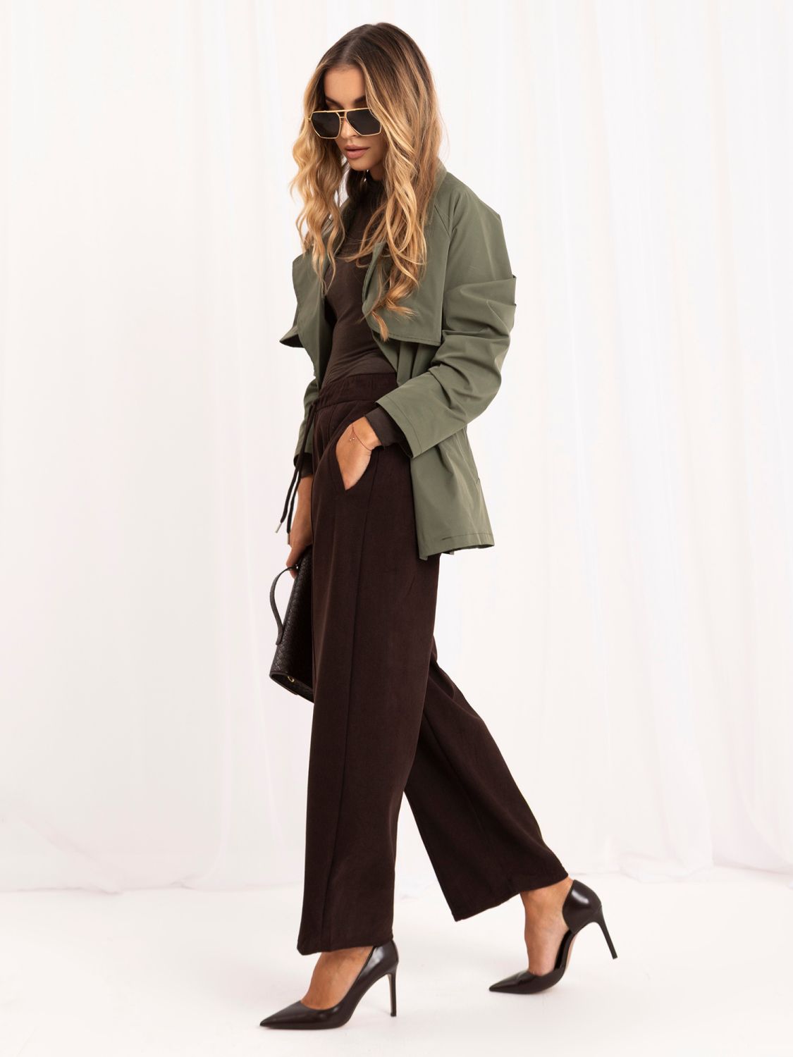 Hnedé baloon fit nohavice s vysokým pásom