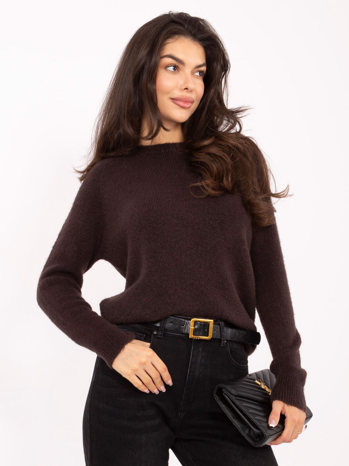 Hnedý alpakový pulóver s okrúhlym výstrihom