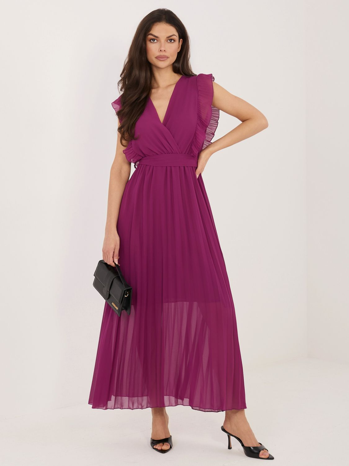 Fialové rozšírené midi šaty s opaskom