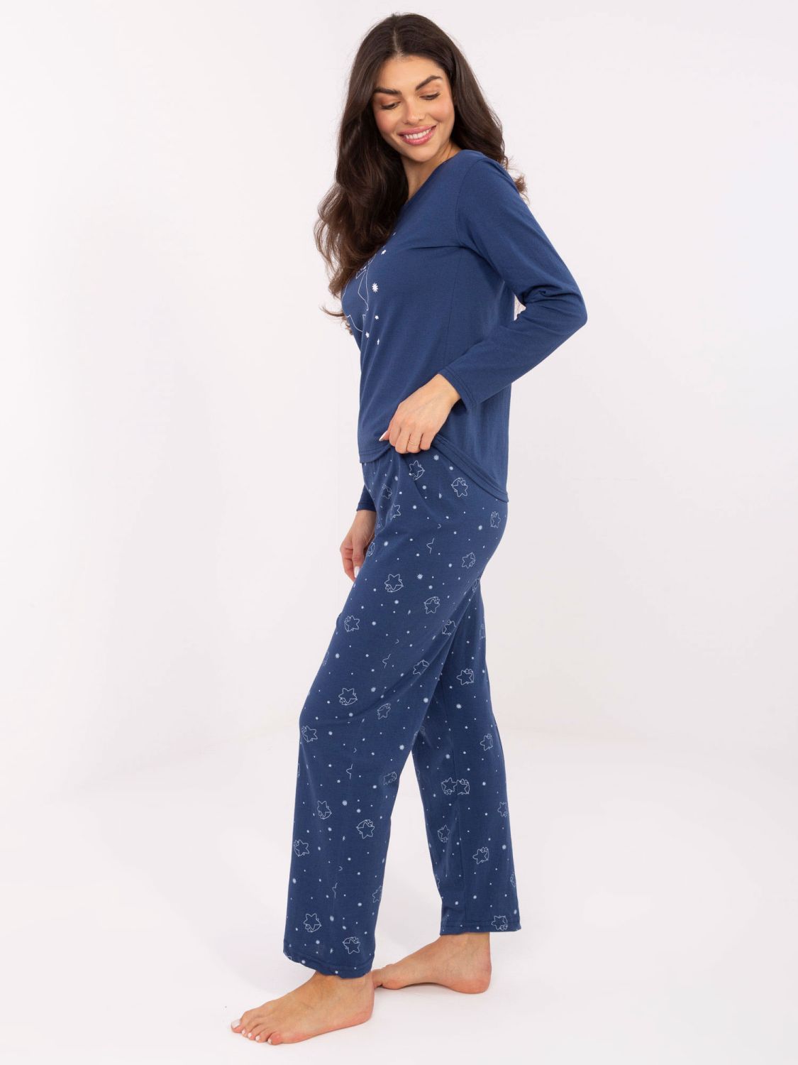 Dámske pyžamo s dlhým rukávom v tmavomodrej farbe