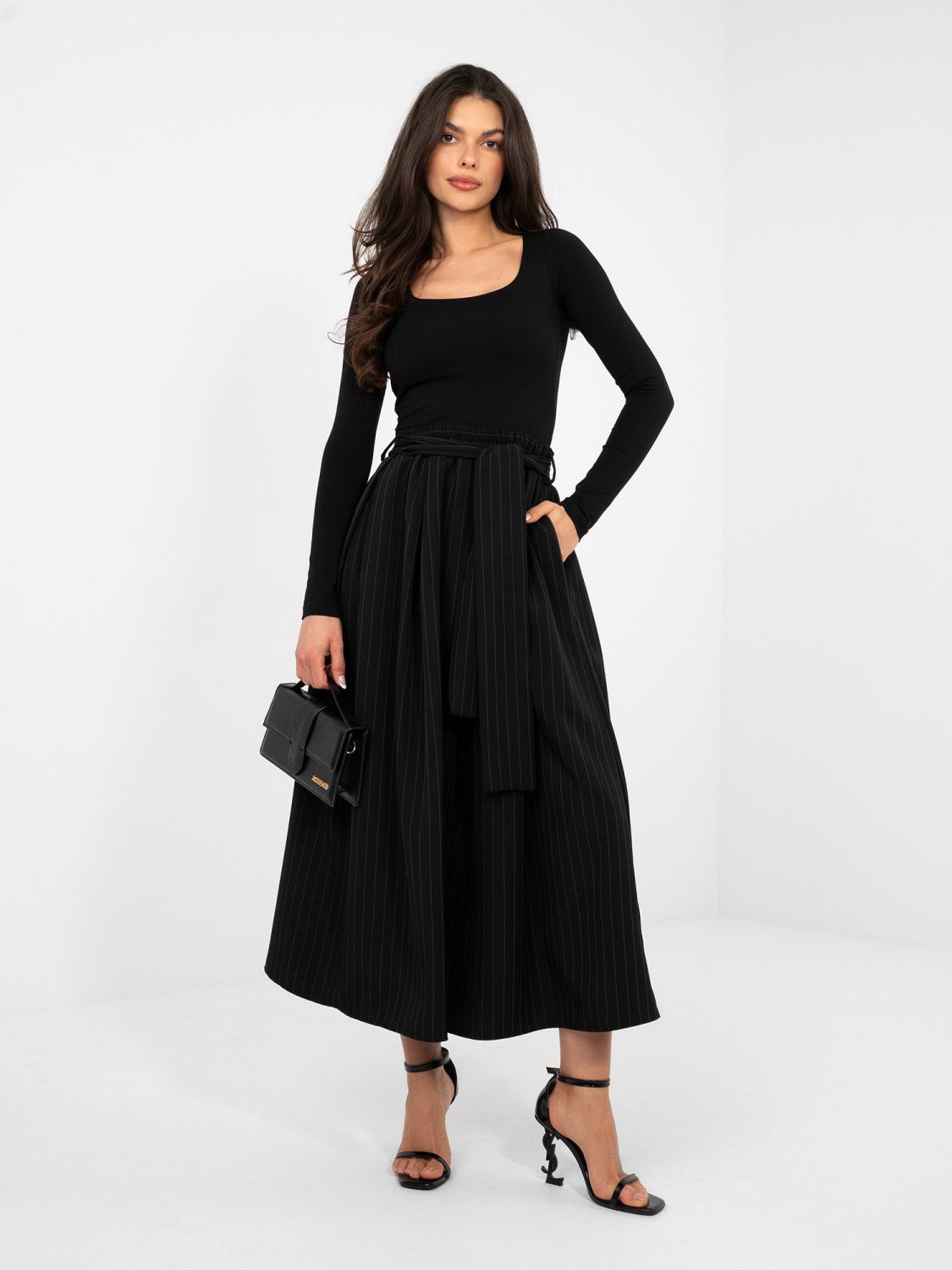 Čierna bavlnená blúzka s dlhým rukávom a podšívkou