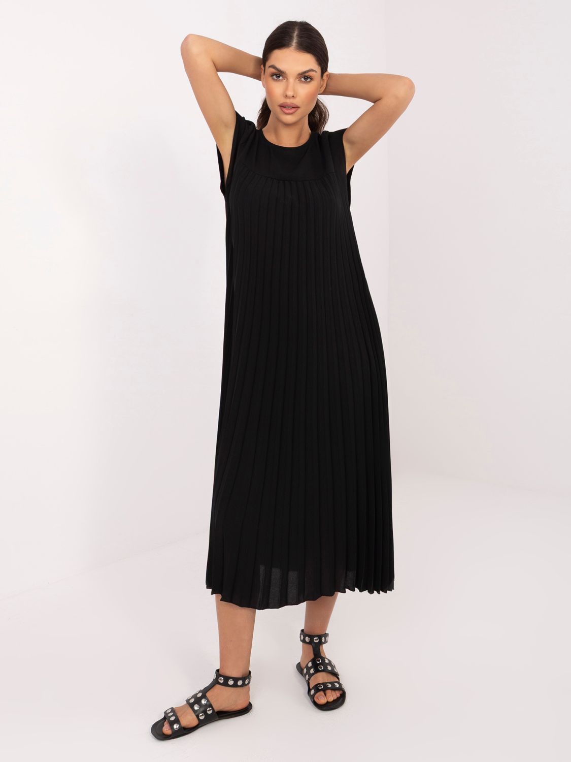 Čierne midi koktejlové šaty s vreckami