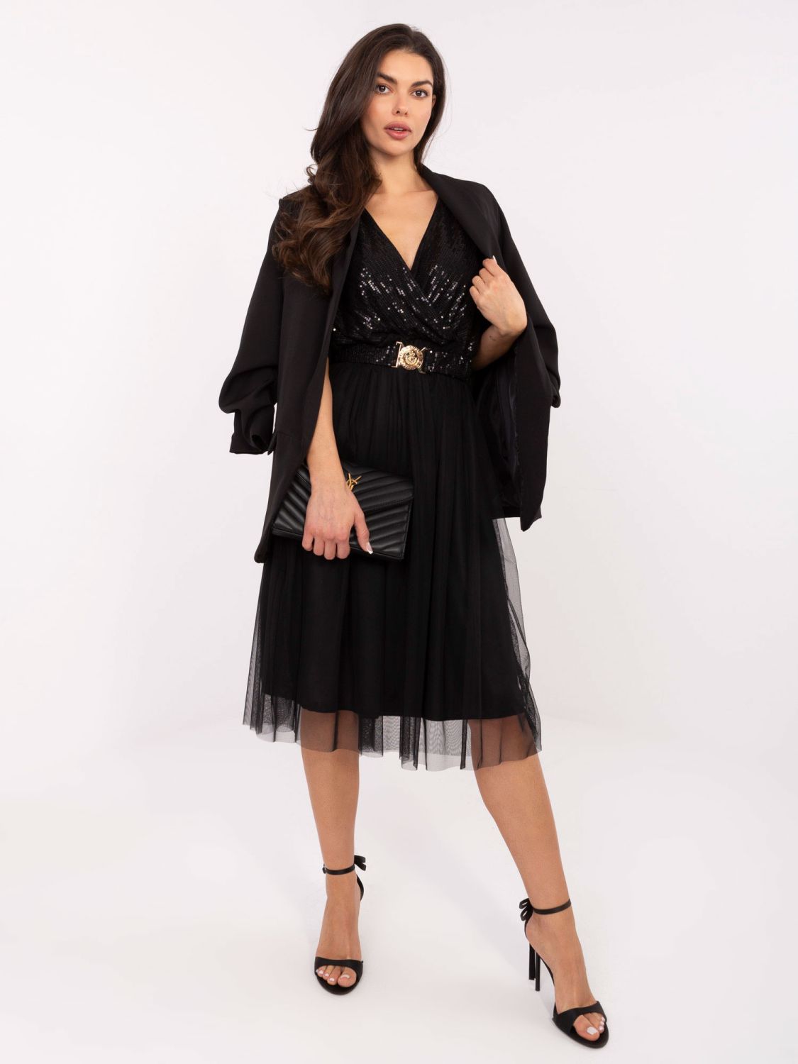 Čierne midi šaty s opaskom a flitrovou aplikáciou