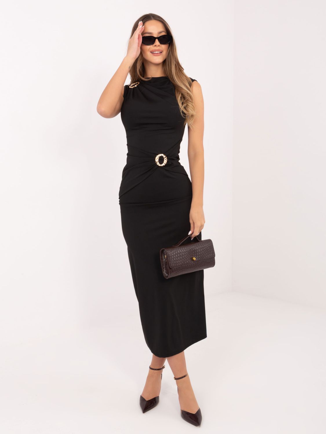 Čierne elegantné midi šaty