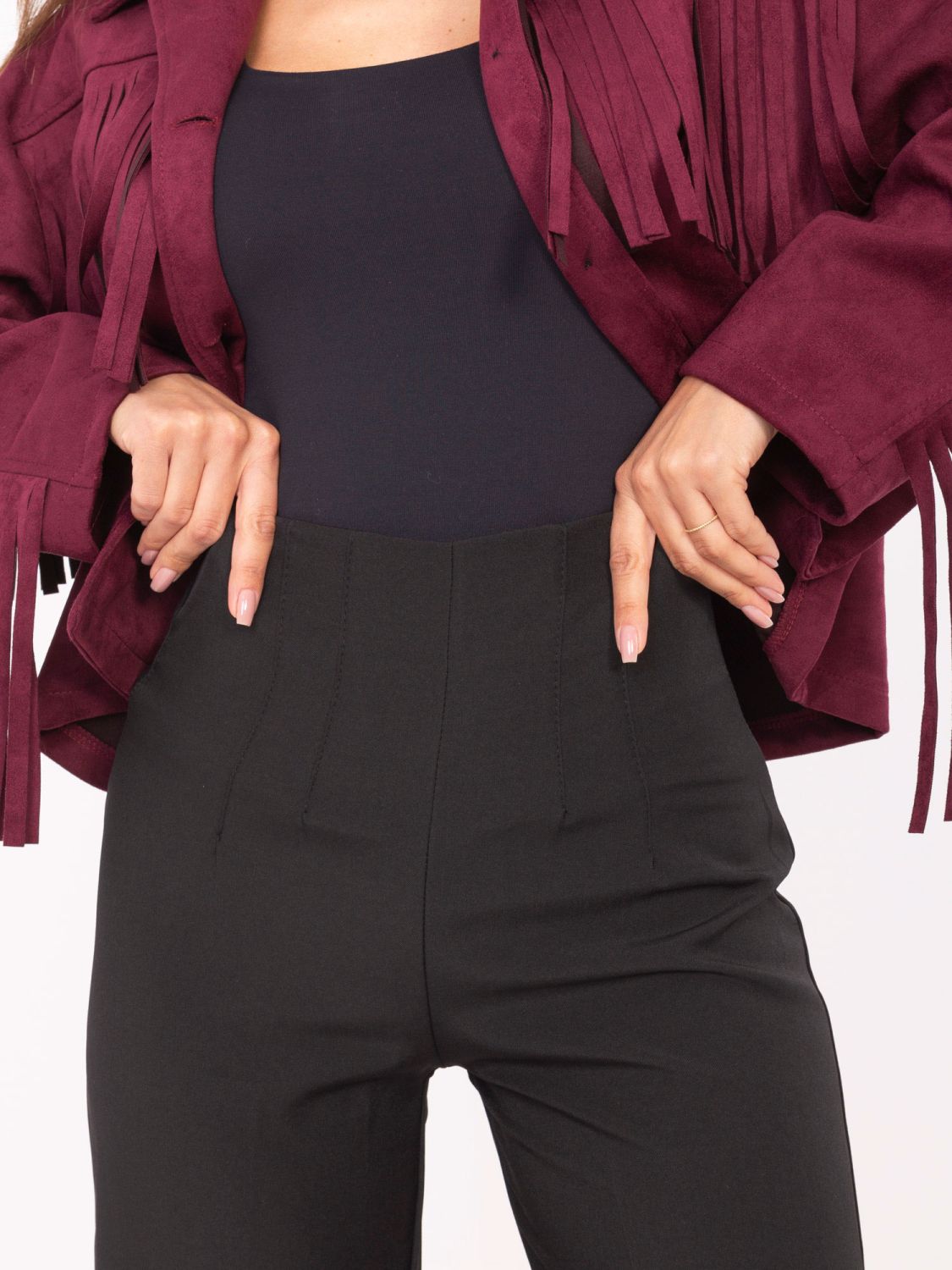 Elegantné čierne nohavice s vysokým pásom