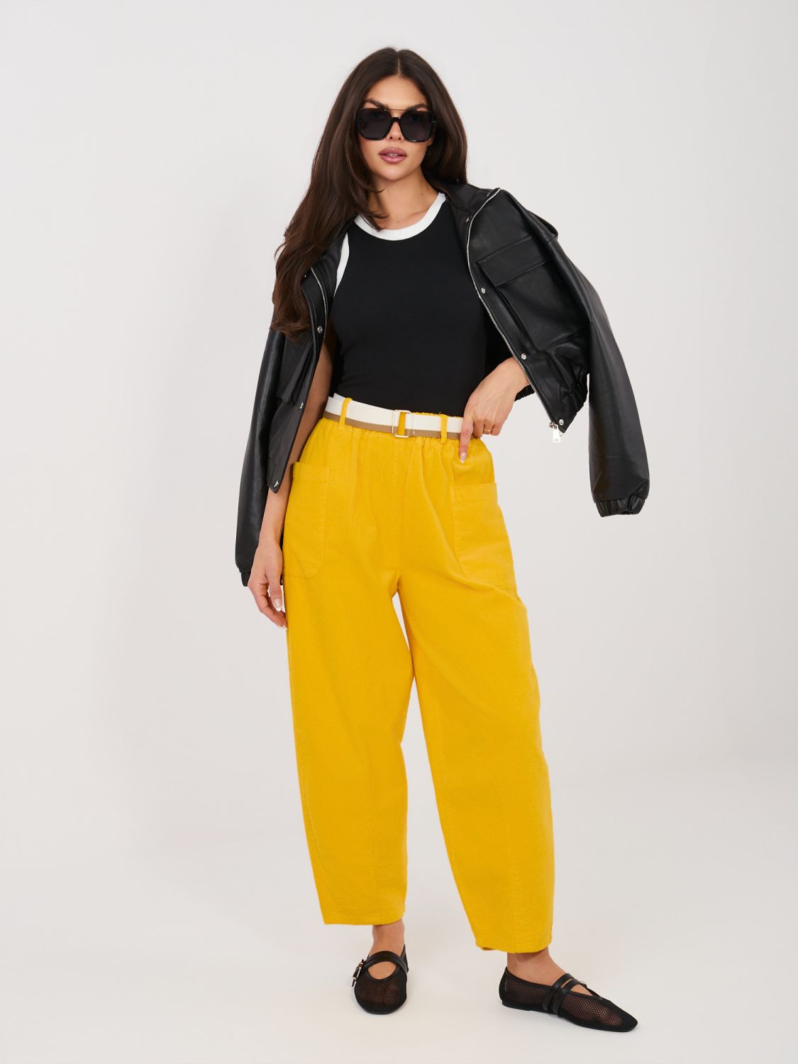 Čierny bavlnený top bez rukávov