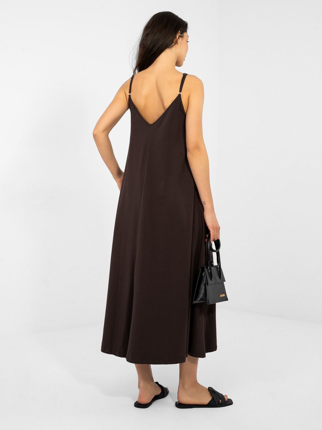 Maxi letné šaty s V-výstrihom, hnedé