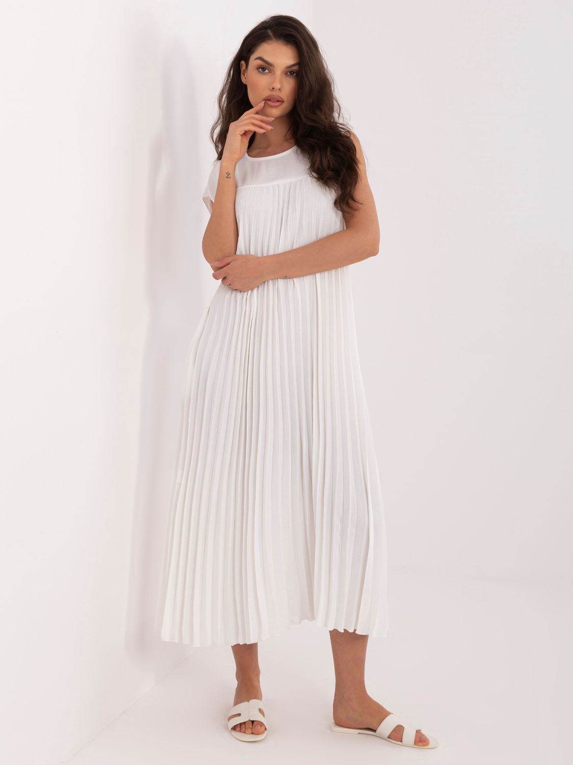 Elegantné midi šaty ecru s vreckami