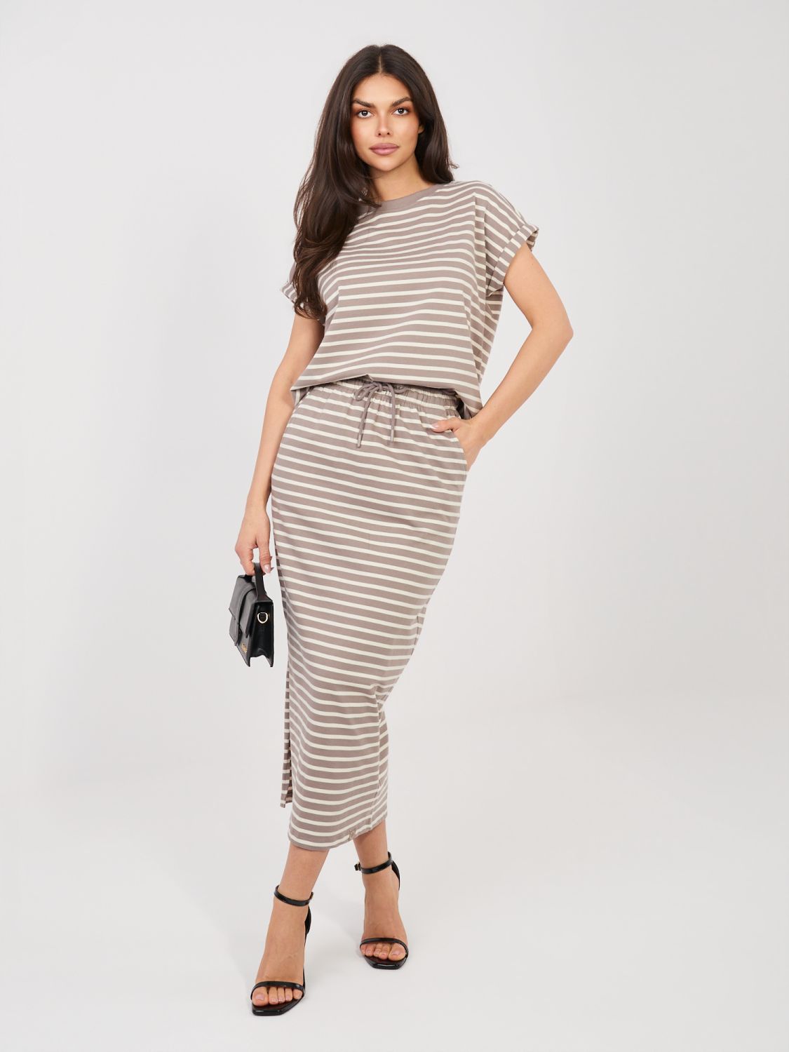 Béžová midi sukňa s pásikmi a vreckami