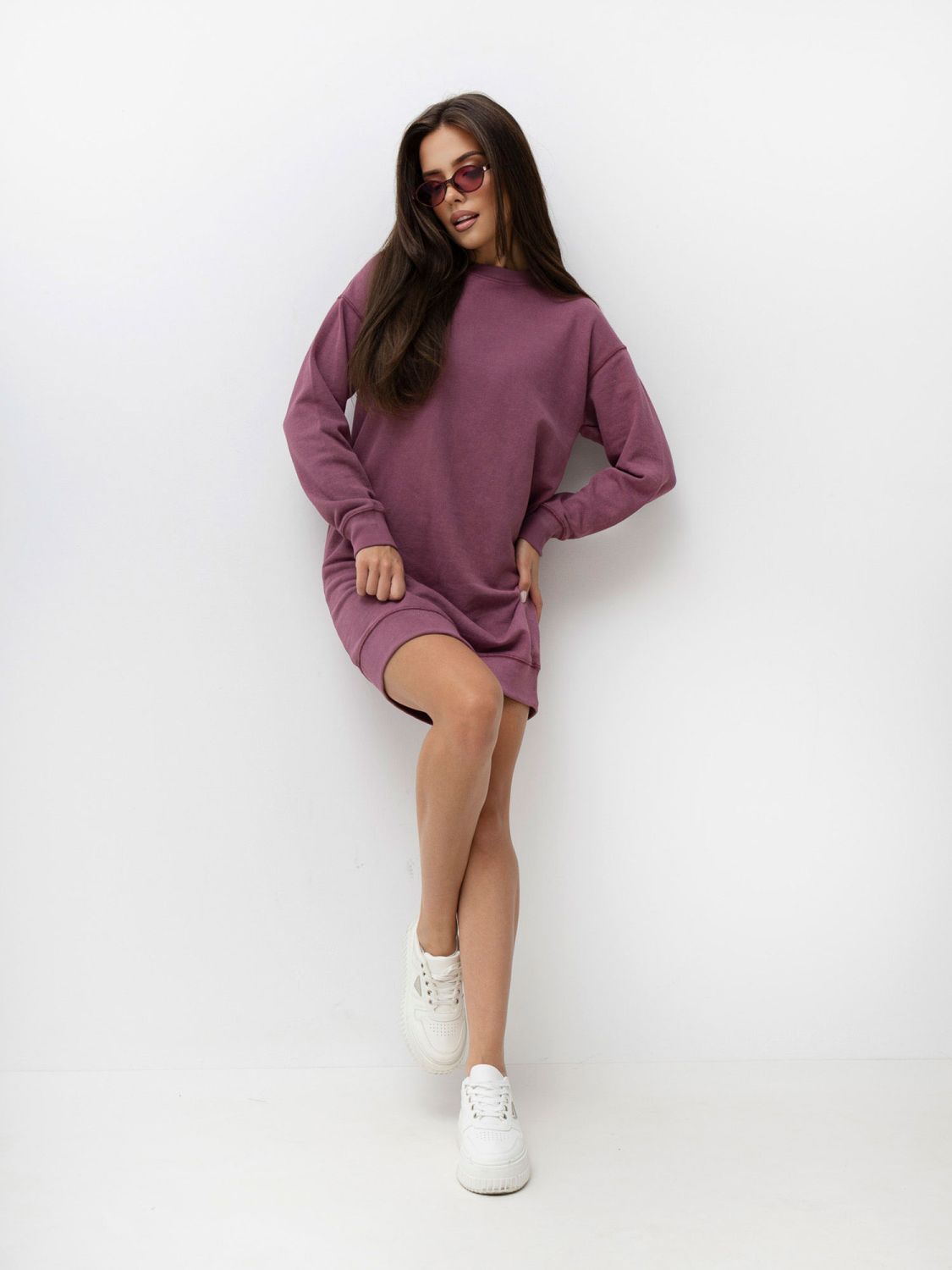 Fialové oversize šaty s dlhým rukávom