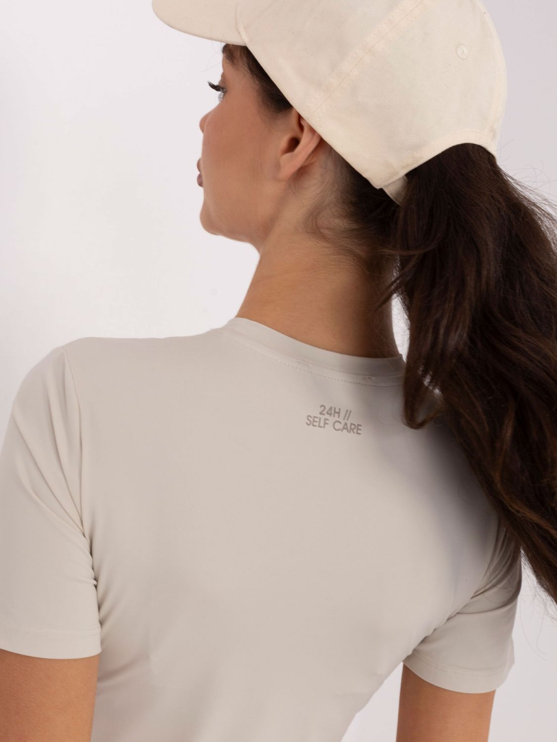 Béžová hladká blúzka s krátkym rukávom