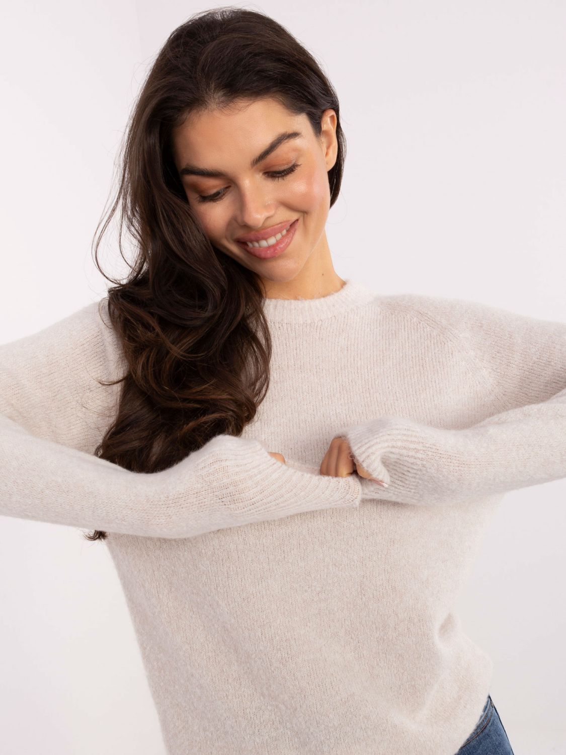 Béžový pulóver z alpakovej vlny