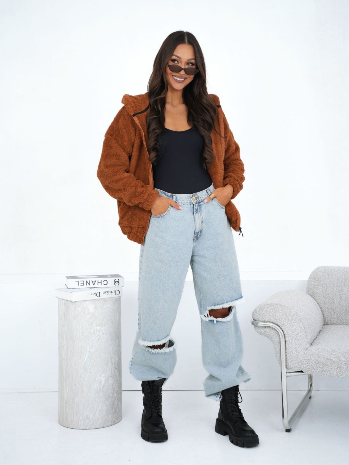 Hnedá mikina s kapucňou na zips