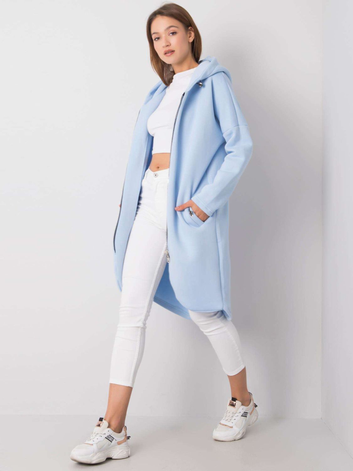 Svetlomodrá dlhá mikina s kapucňou na zips