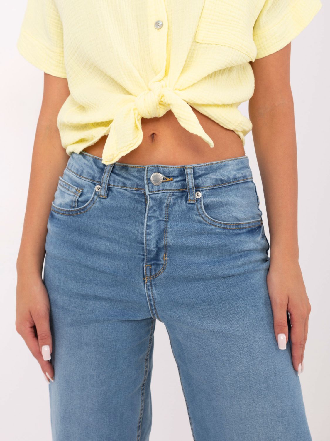 Dámske široké džínsy s vysokým pásom, svetlomodré