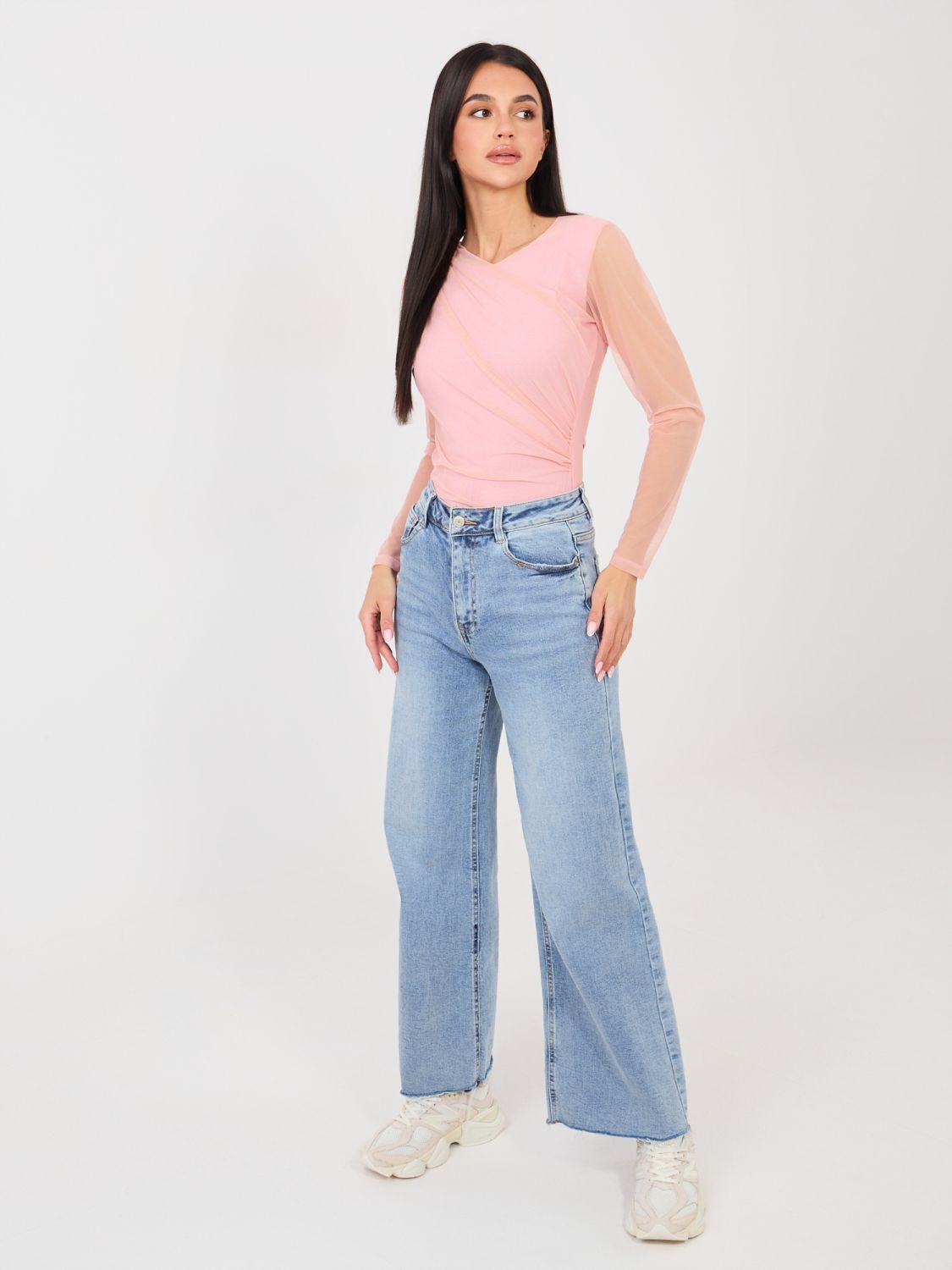 Elegantné ružové body s dlhým rukávom a okrúhlym výstrihom