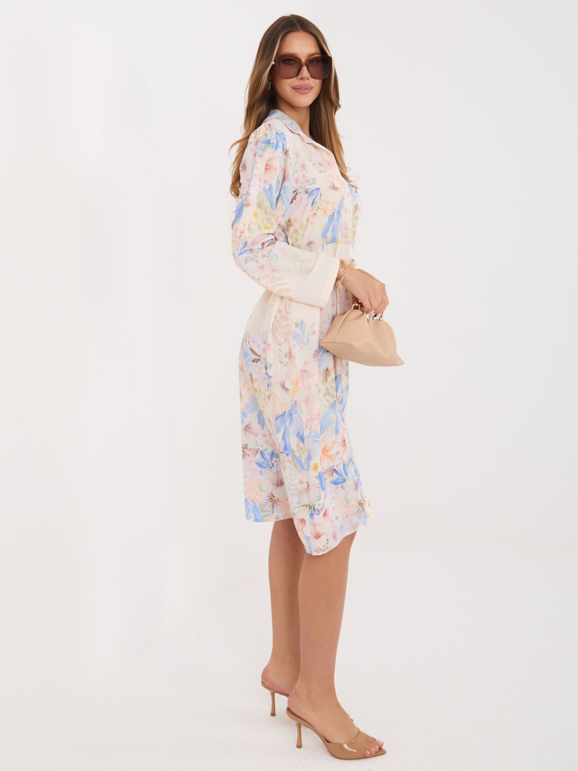 Modré kvetované košeľové šaty s opaskom