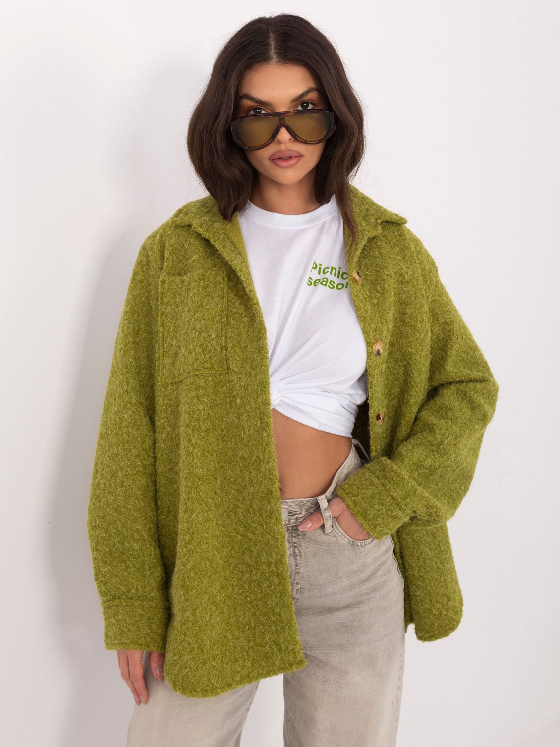 Olivovo zelená prechodná bunda s golierom