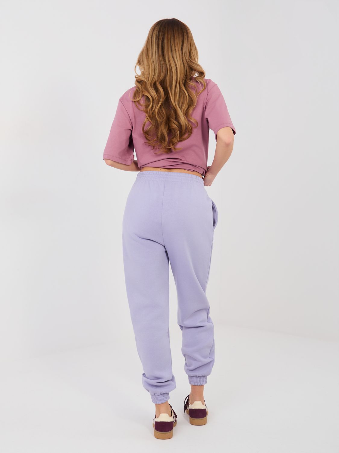 Dámske fialové teplákové nohavice s vysokým pásom