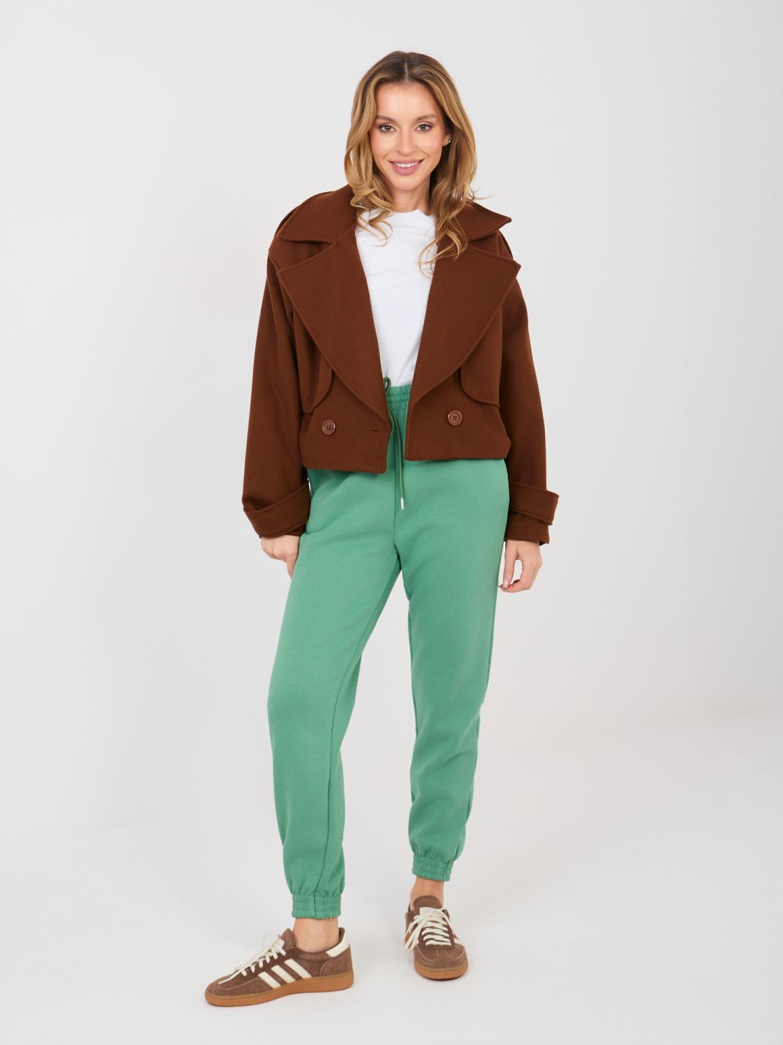 Pistáciové teplákové nohavice s vysokým pásom