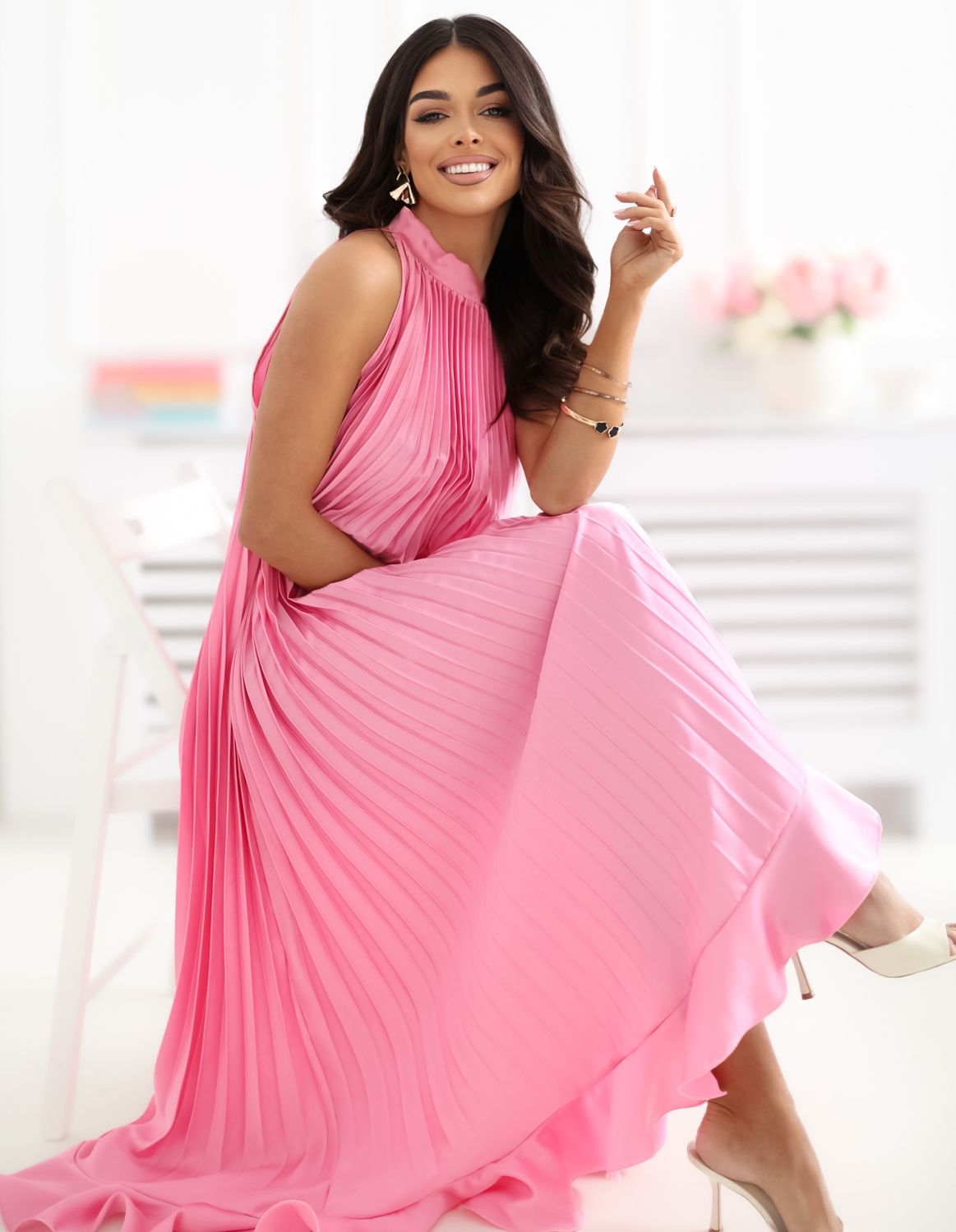 Ružové midi koktejlové šaty bez rukávov