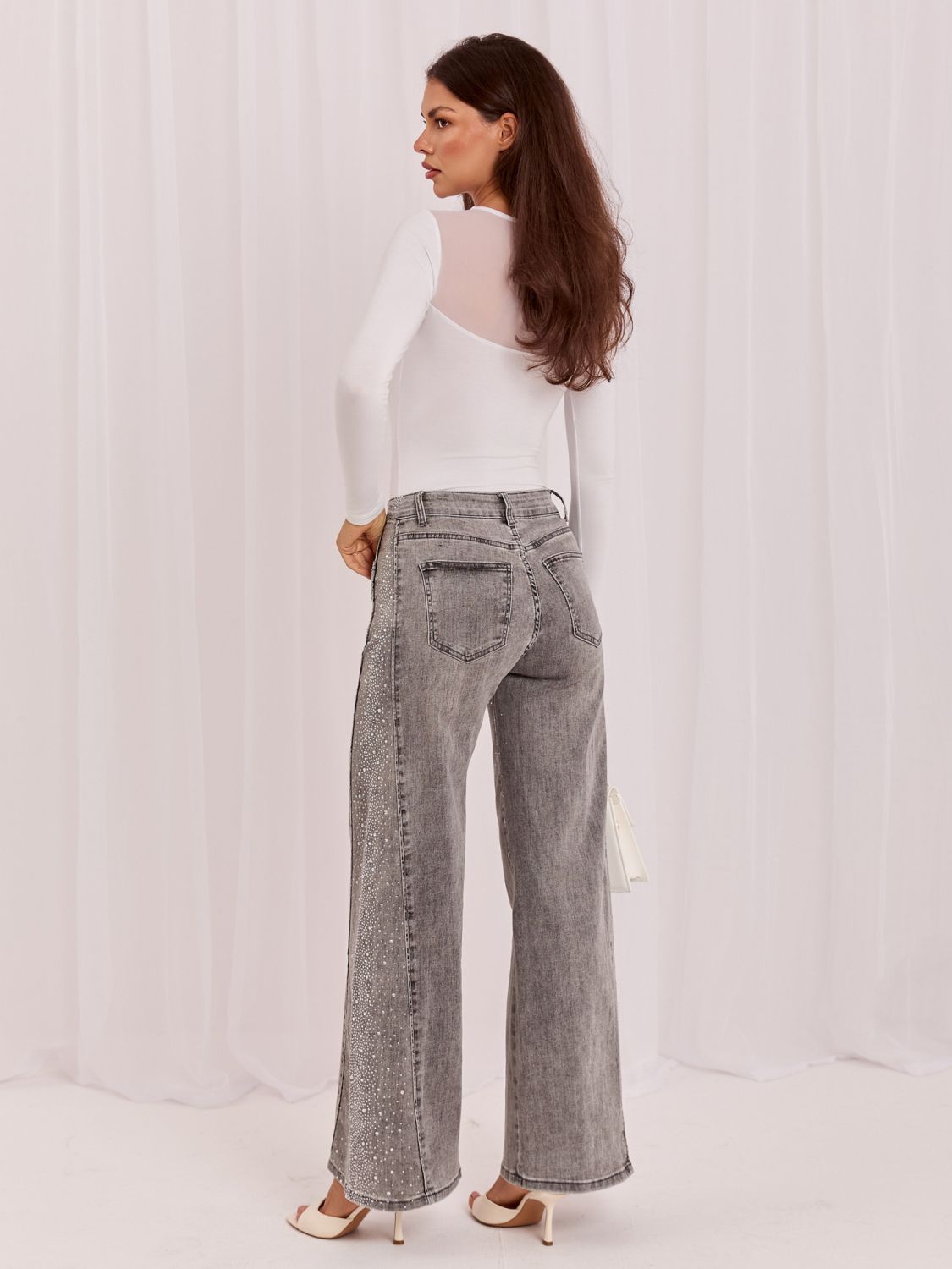 Sivé široké džínsy s vysokým pásom