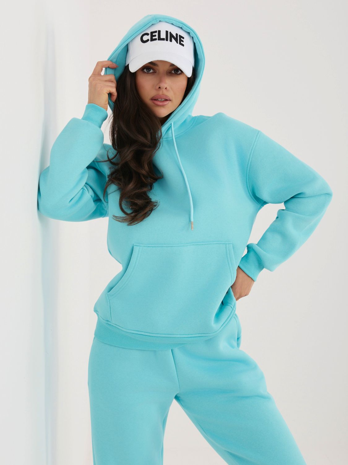 Tyrkysová dámska súprava s kapucňou a dlhými rukávmi