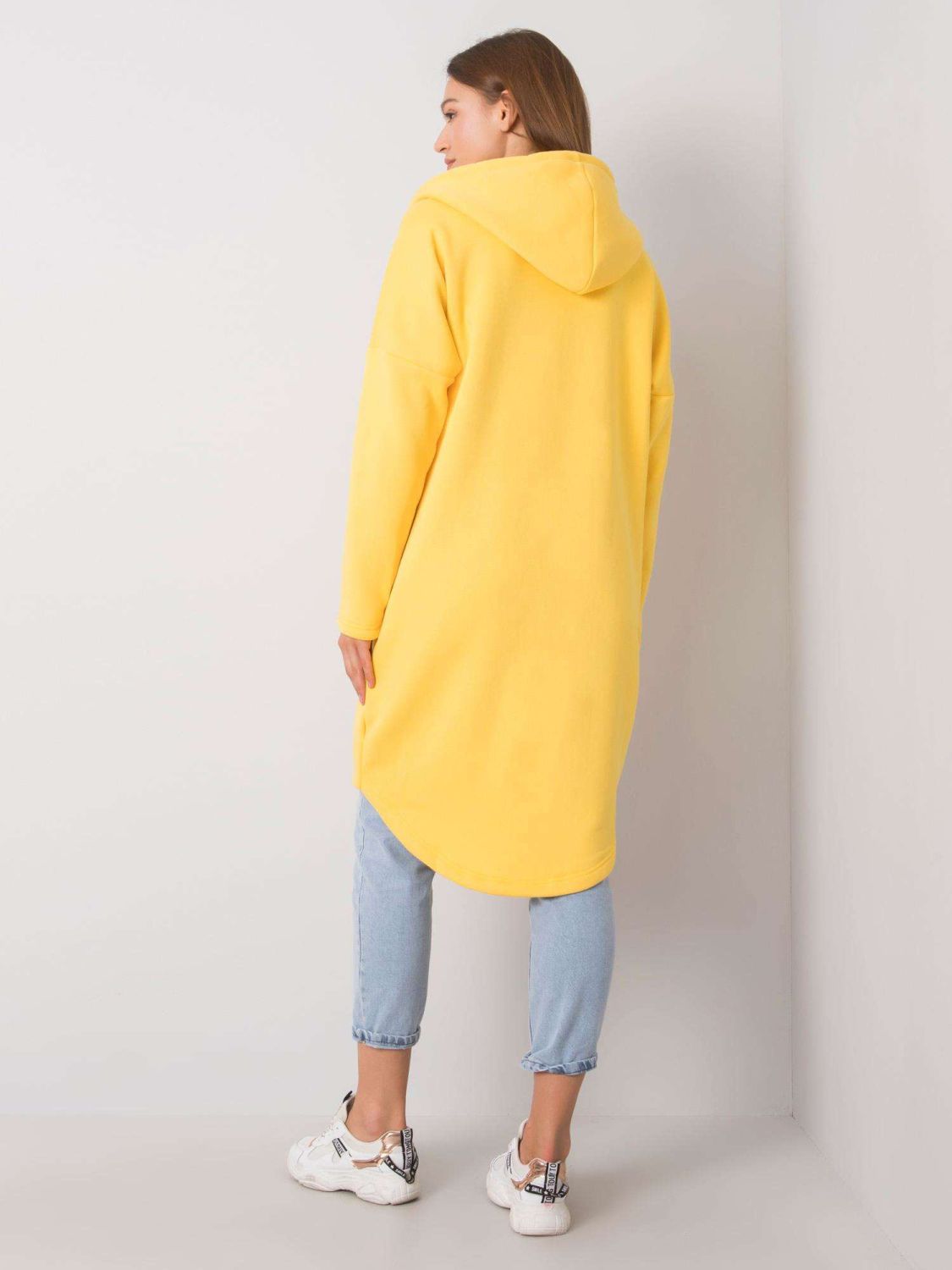 Žltá dlhá mikina s kapucňou a zipsom
