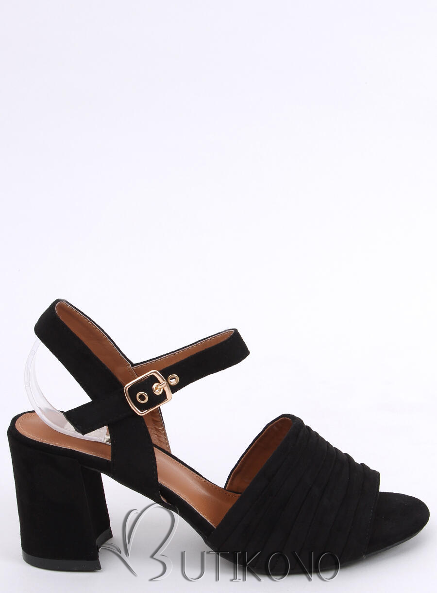 Čierne klasické sandále na podpätku