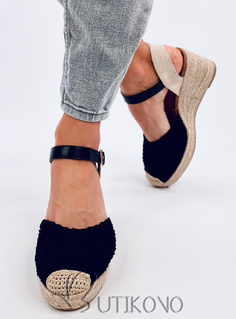 Sandále - espadrilky na klinovom podpätku čierne