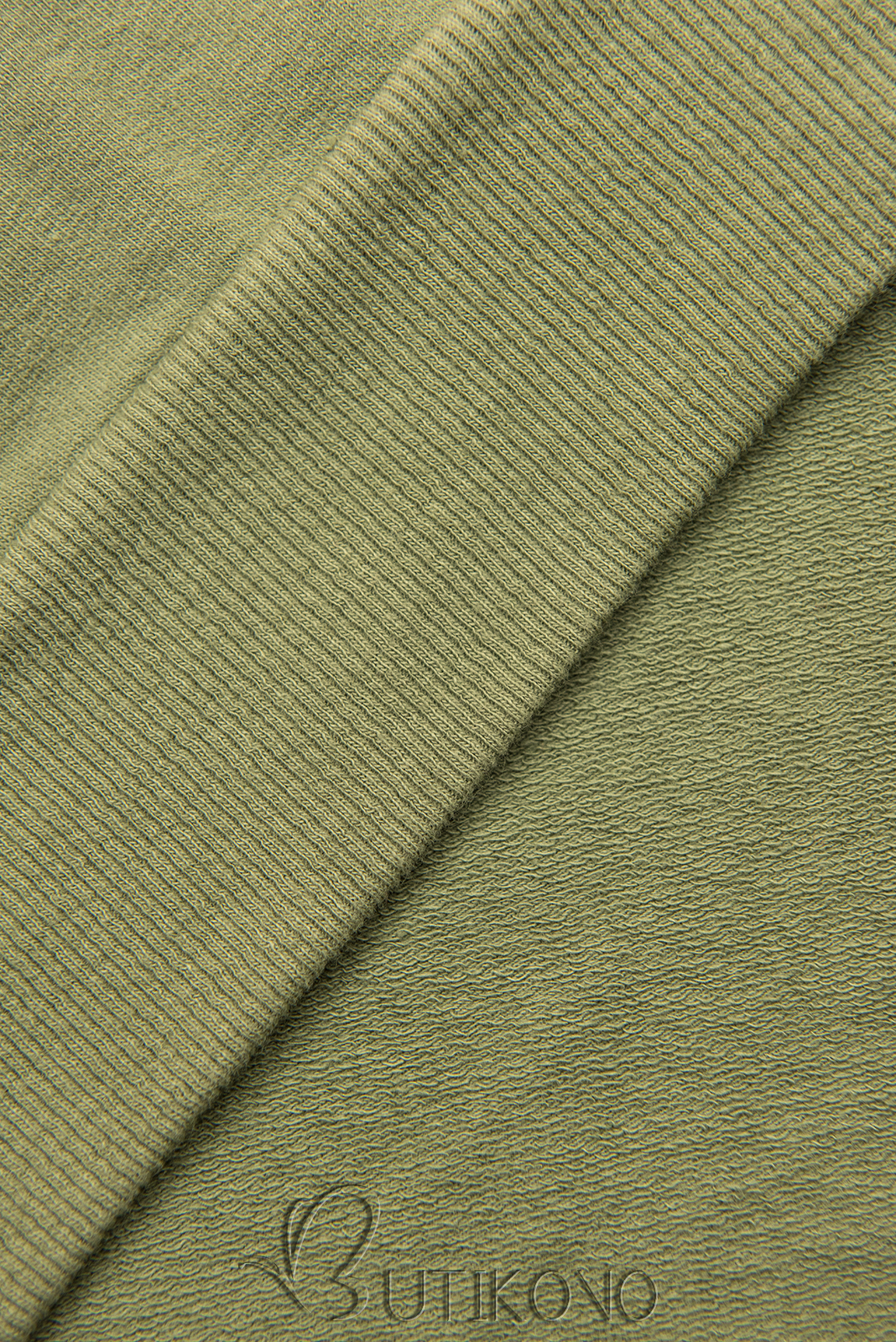 Zelené ležérne teplákové šaty