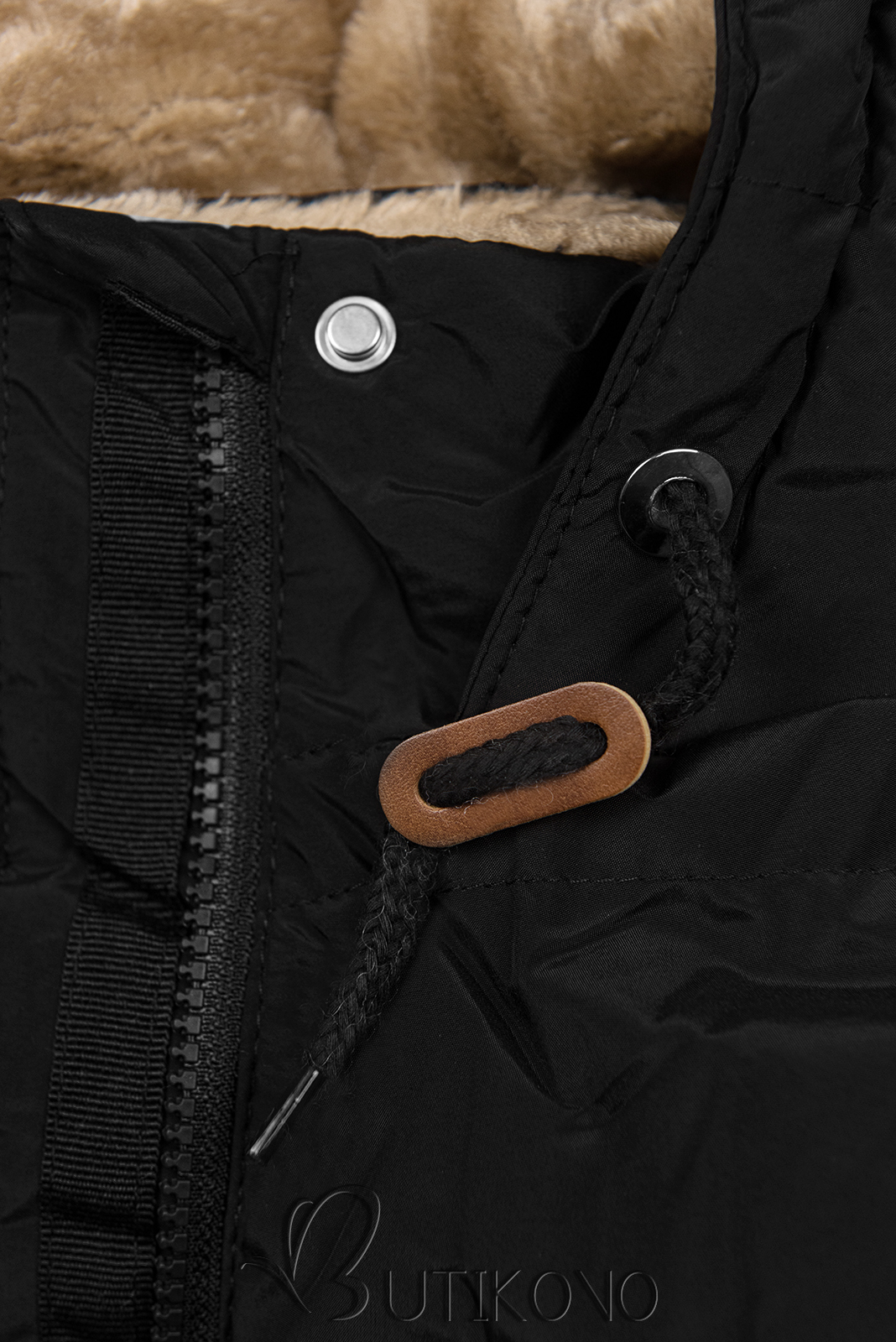 Čierna zimná bunda s plyšovou podšívkou