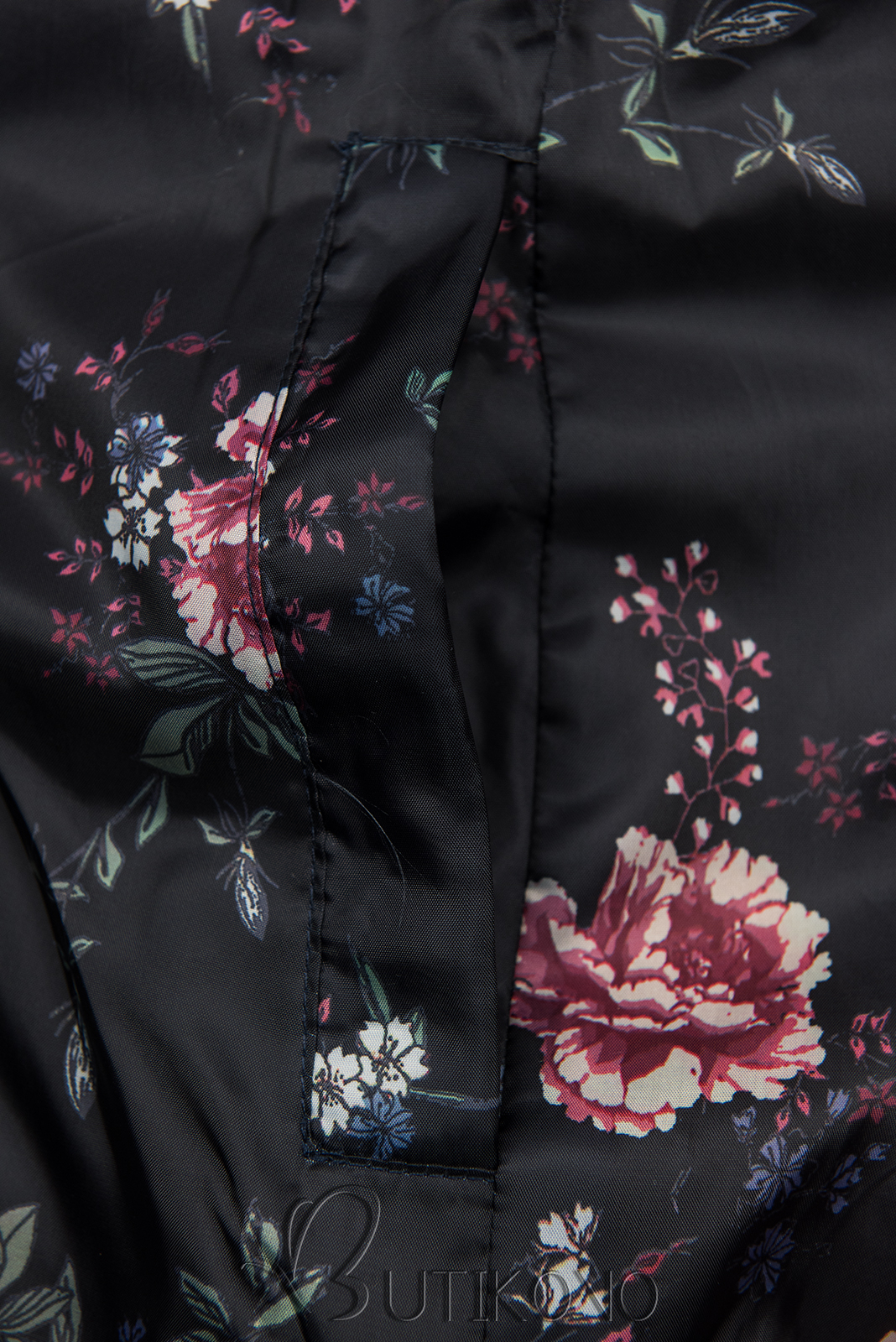 Tmavomodrá obojstranná bunda s kvetinovým futrom
