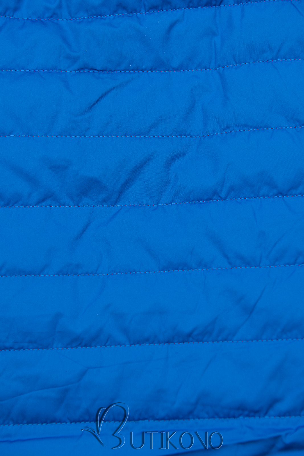 Kráľovská modrá prechodná bunda s kožušinou