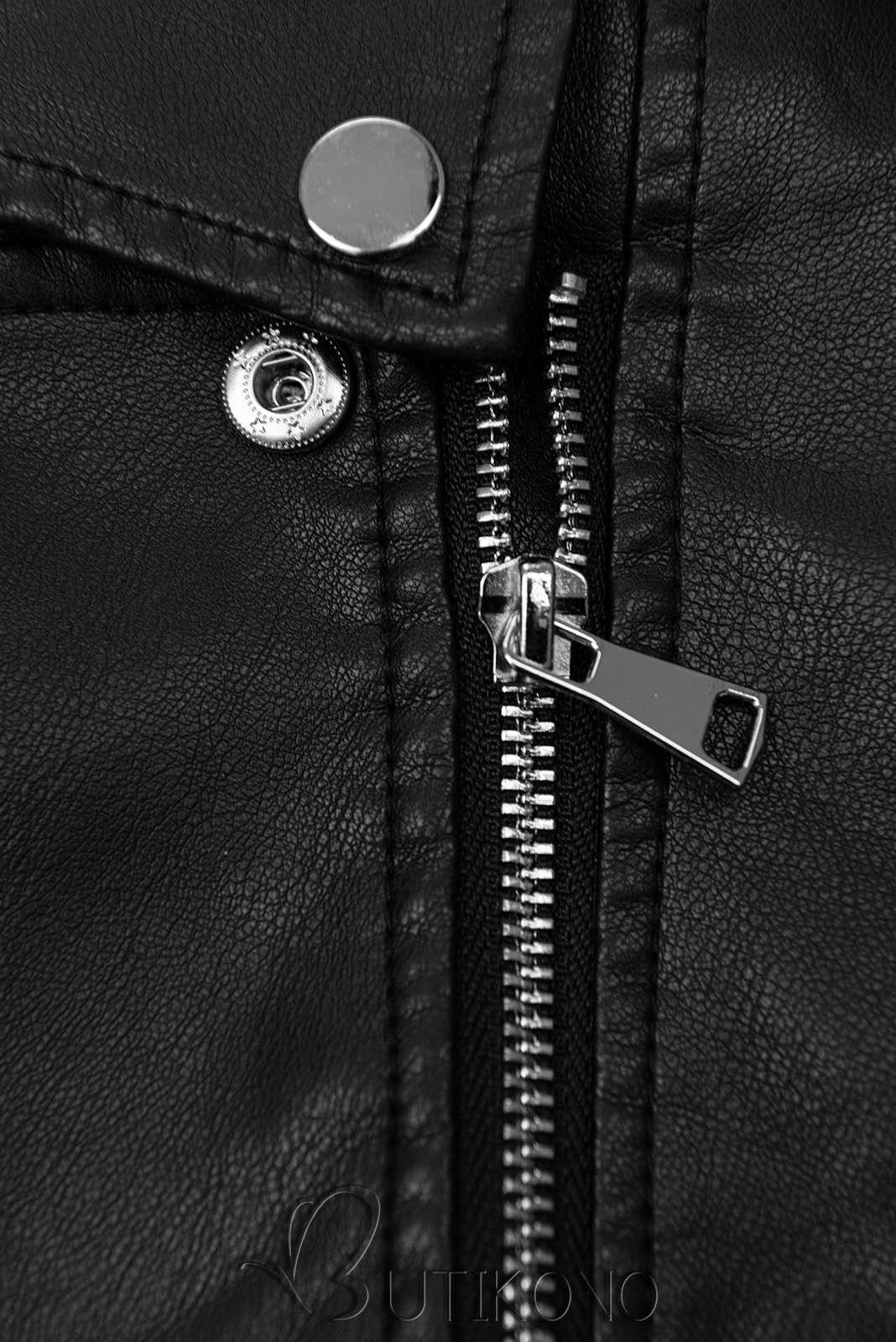 Koženková bunda so šikmým zipsom čierna