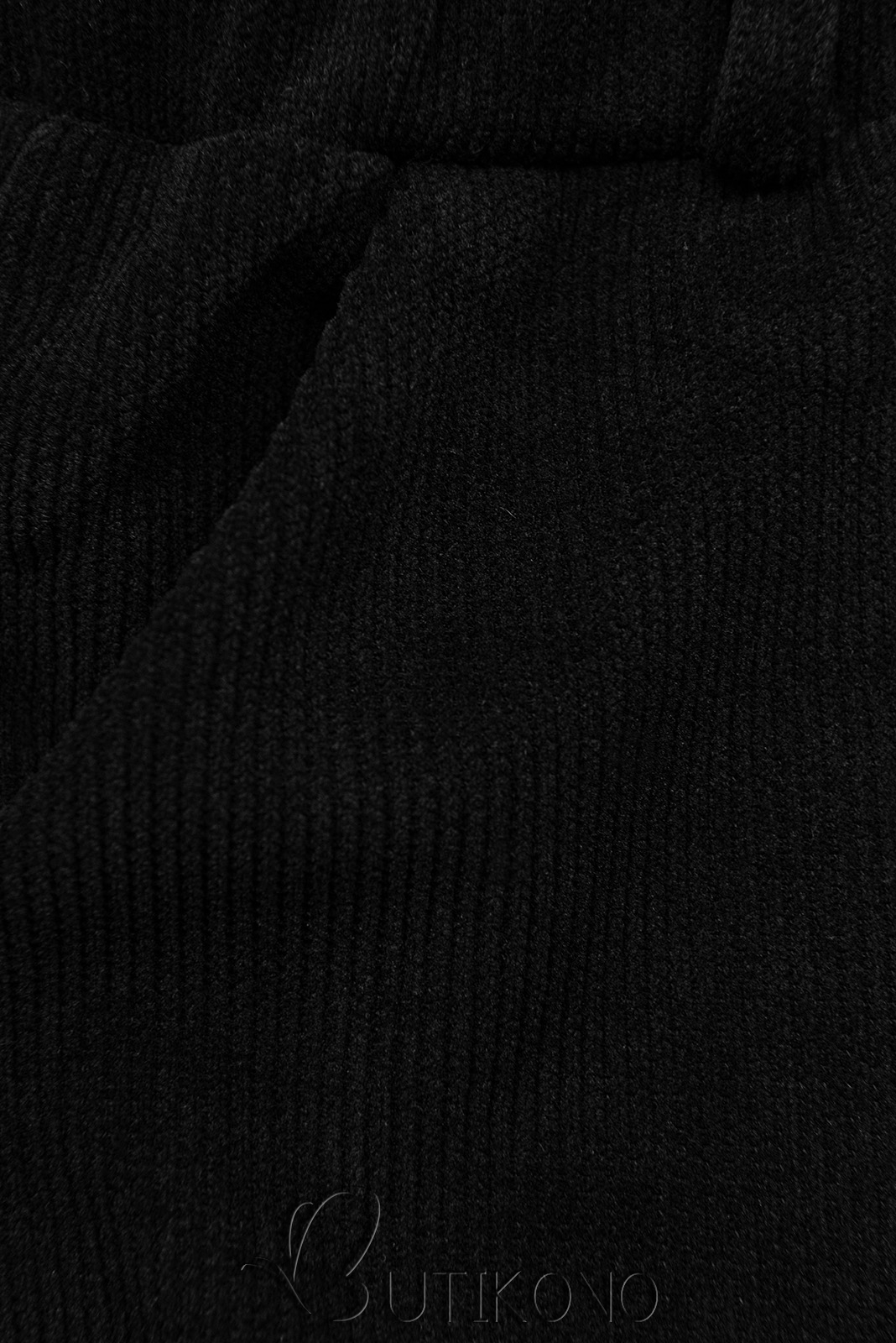Čierne ležérne nohavice s gumou v páse