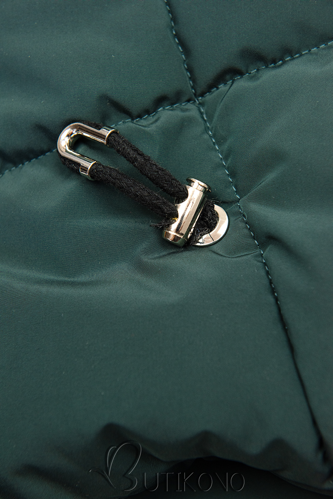 Zelená zimná bunda so strieborným lemom