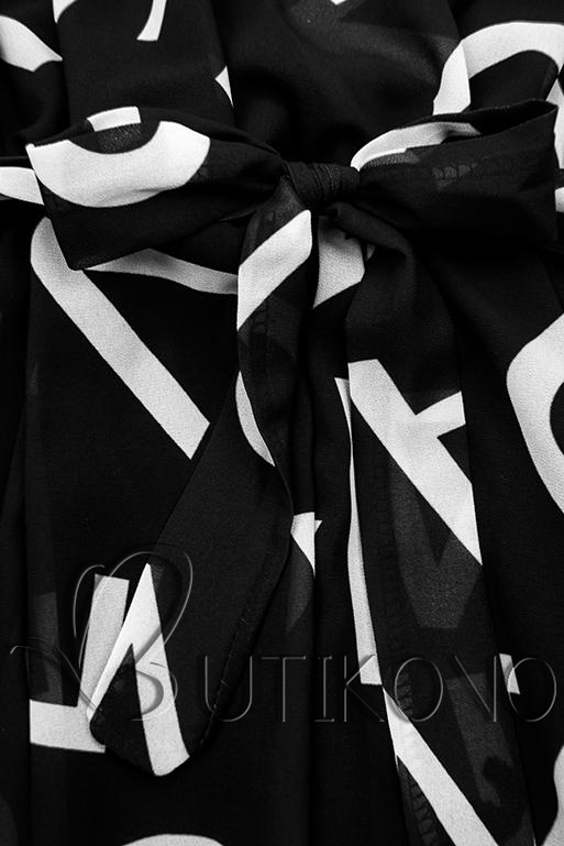 Čierne midi šaty s potlačou písmen