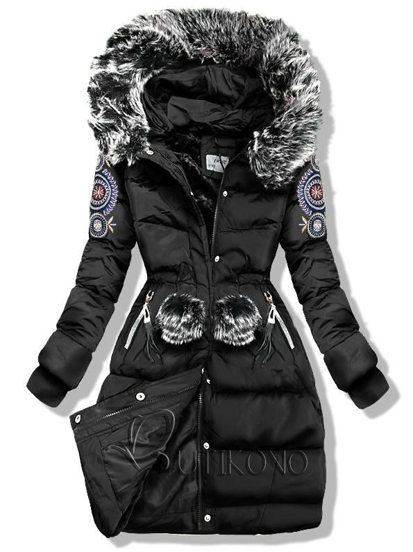 Čierna zimná bunda s výšivkou