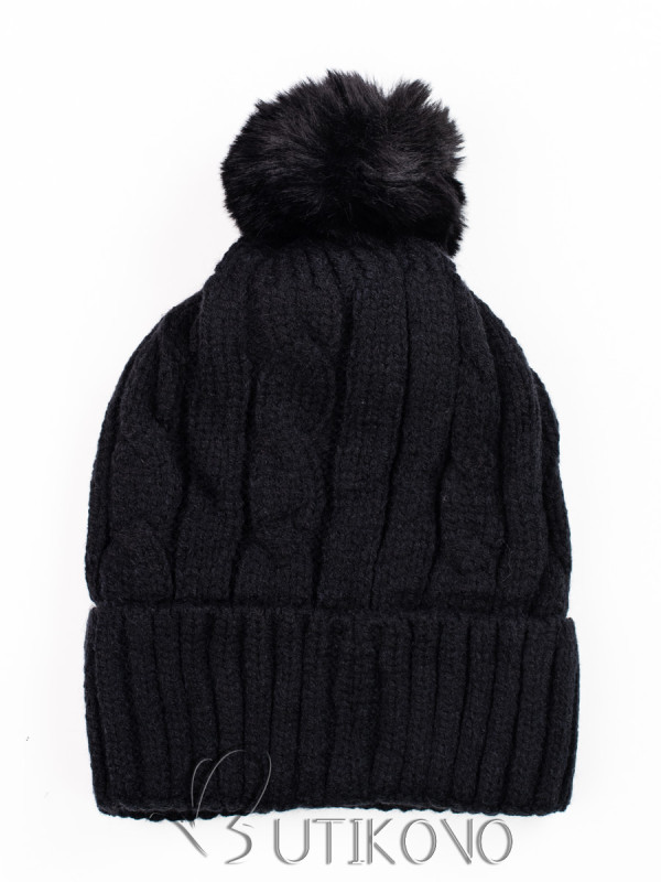 Čierna zimná pletená čiapka