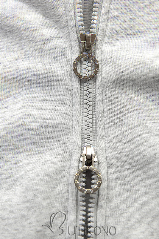 Svetlosivá mikina s ozdobným pletením