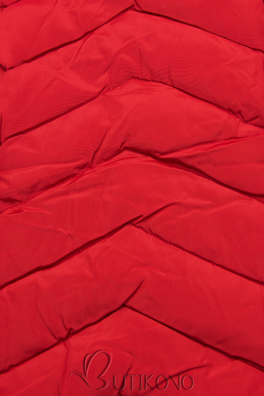 Červená zimná prešívaná bunda s nepravou kožušinou