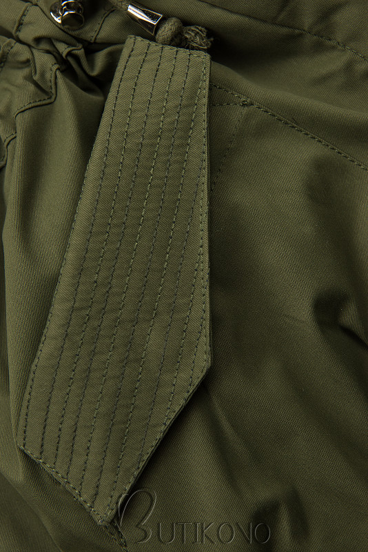 Olivovozelená zimná bunda s vysokým golierom a kožušinou