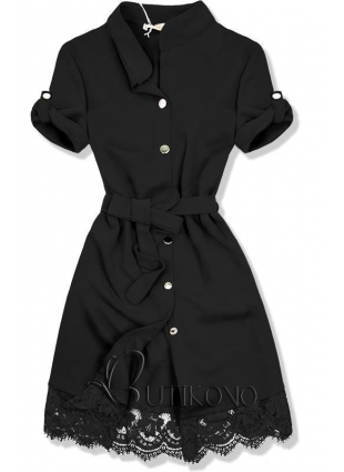 Čierne šaty s čipkovým lemom