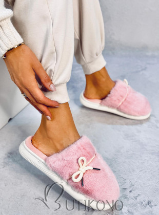 Ružové kožušinové papuče