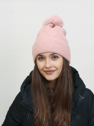 Zimná pletená čiapka v ružovej farbe