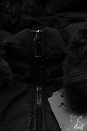 Čierna prešívaná bunda s kapucňou a kožušinou