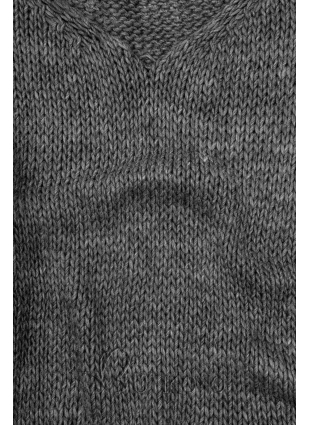 Grafitový pletený pulóver