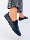 Perforované slip-on tenisky čierne