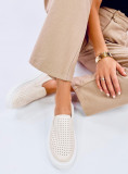 Perforované slip-on tenisky béžové